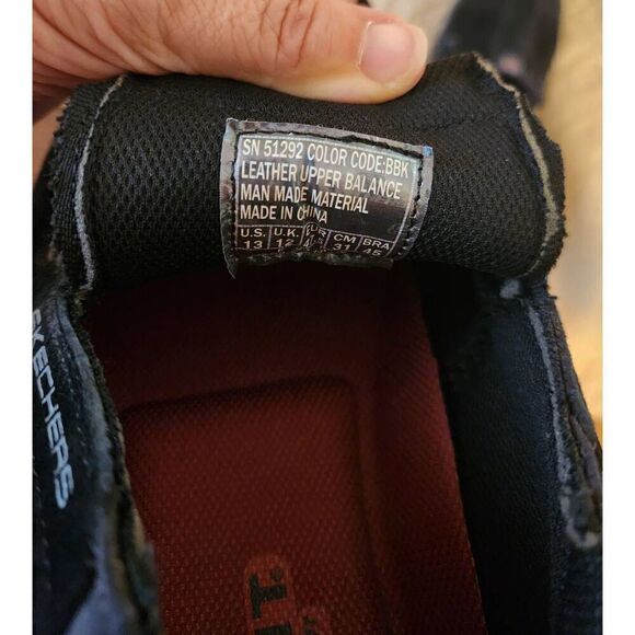 Skechers 13  relaxed fit memory foam Suede slip on, black on black - Picture 6 of 9